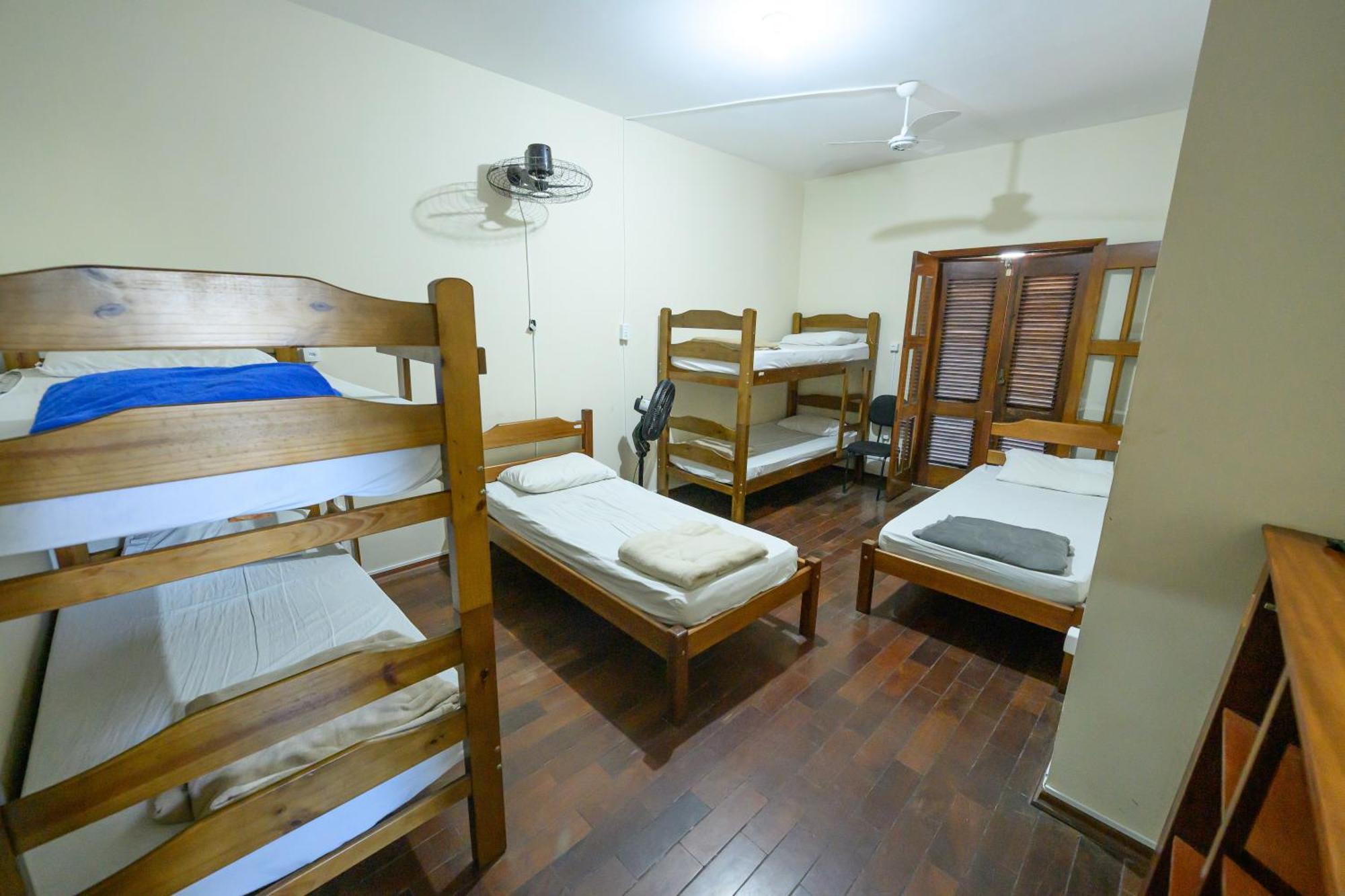 Espaço Viagi Hostel Taubaté Exterior foto