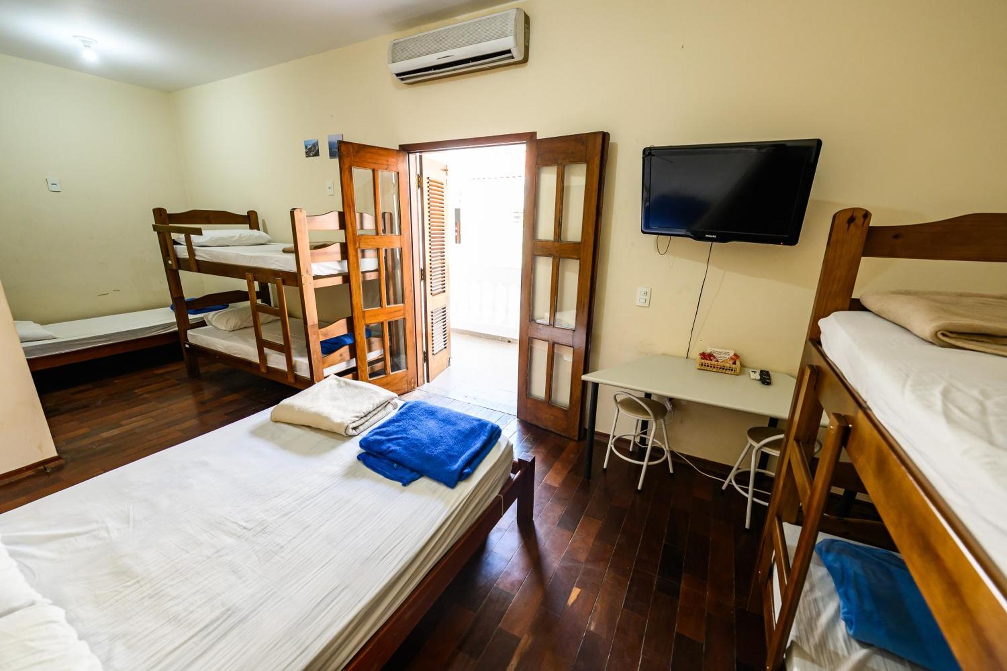 Espaço Viagi Hostel Taubaté Exterior foto